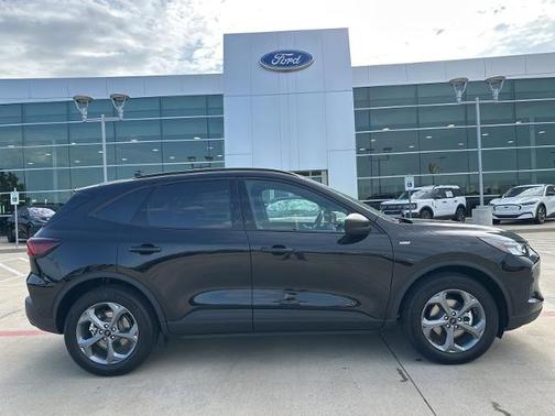 AGATE BLACK METALLIC 2025 Ford Escape ST-LINE