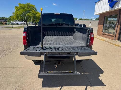 Black 2016 Ford F-250 XL