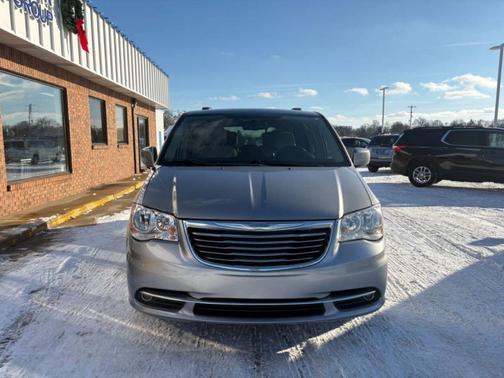 2015 Chrysler Town & Country Touring