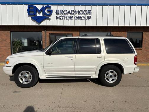 2000 Ford Explorer Limited