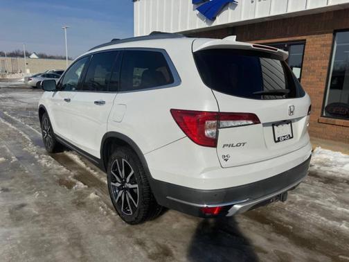 2020 Honda Pilot Elite