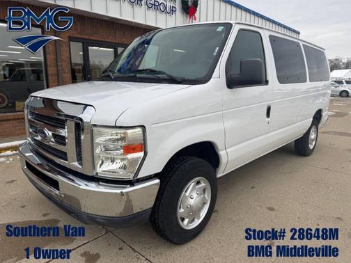 2012 Ford E350 Super Duty XLT