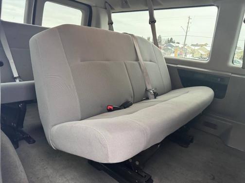 2012 Ford E350 Super Duty XLT