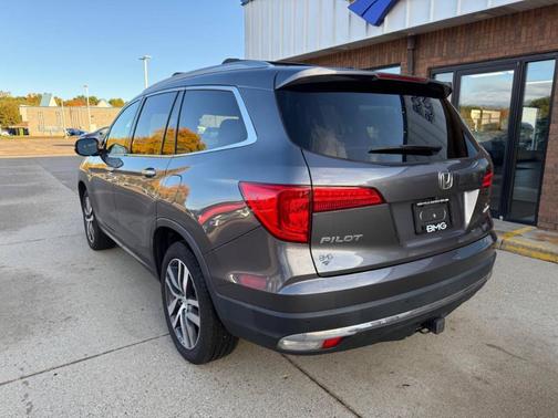 2017 Honda Pilot Touring