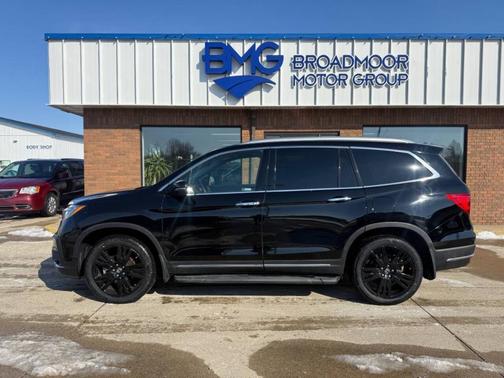 2022 Honda Pilot Touring 7-Passenger