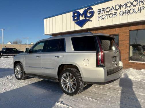 2020 Cadillac Escalade Luxury