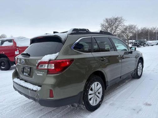 2016 Subaru Outback 2.5i Premium