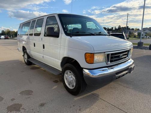 2007 Ford E350 Super Duty XLT