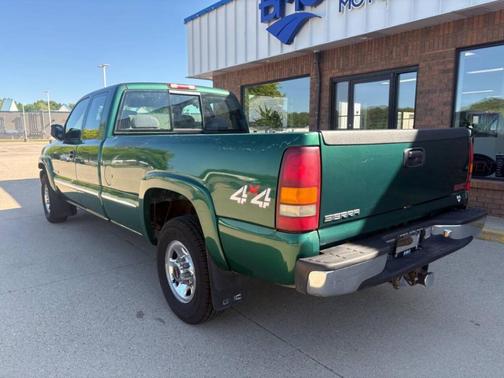 Green 1999 GMC Sierra 2500 SLE