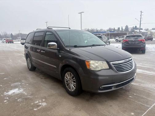 2014 Chrysler Town & Country Touring-L