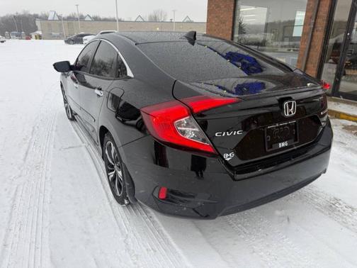 2017 Honda Civic Touring