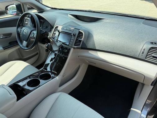 2015 Toyota Venza LE