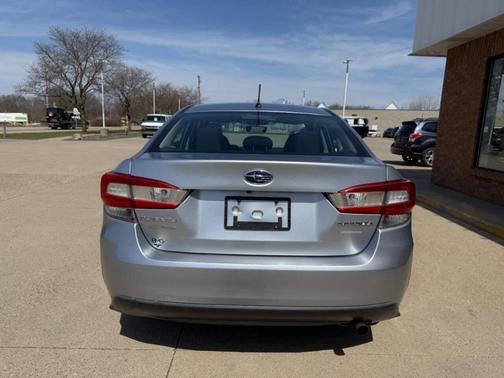 2018 Subaru Impreza 2.0i