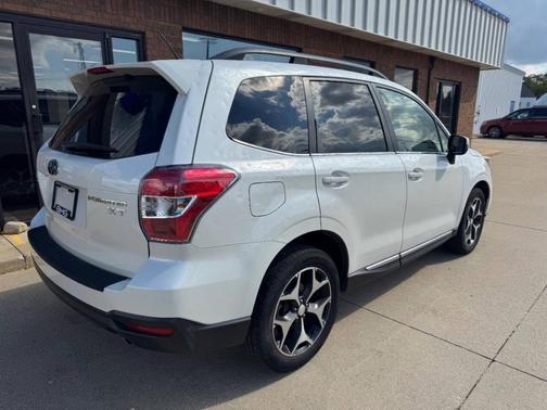 2015 Subaru Forester 2.0XT Touring