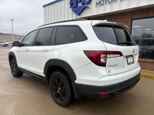 2022 Honda Pilot TrailSport
