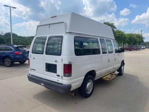2006 Ford E250