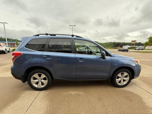 2016 Subaru Forester 2.5i Limited