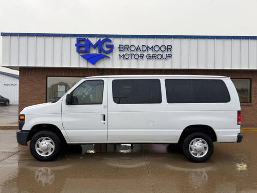 2013 Ford E350 Super Duty XL