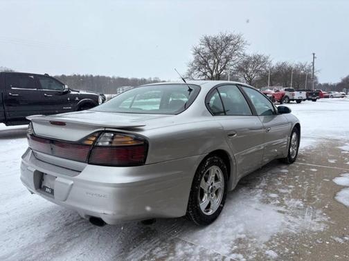 2004 Pontiac Bonneville SLE