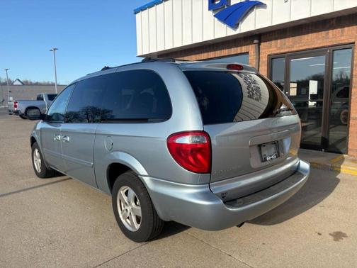 2005 Dodge Grand Caravan SXT