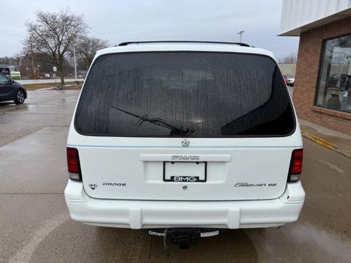 1995 Dodge Grand Caravan SE