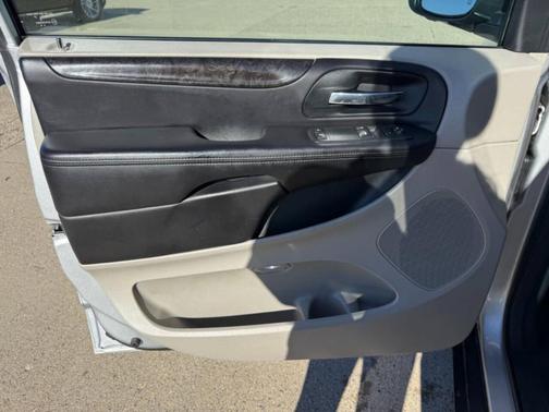 2012 Dodge Grand Caravan SE/AVP