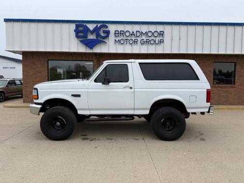 White 1994 Ford Bronco XL