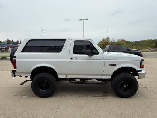 White 1994 Ford Bronco XL