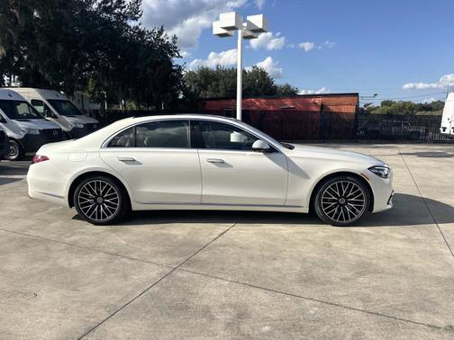 2023 Mercedes-Benz S-Class