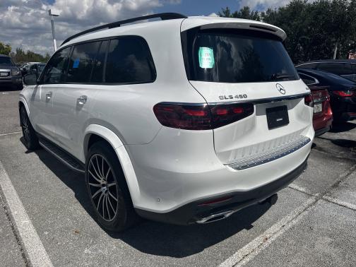 2024 Mercedes-Benz GLS 450 4MATIC
