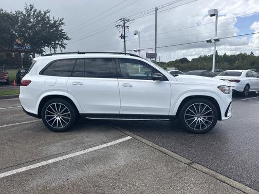 2024 Mercedes-Benz GLS 450 
