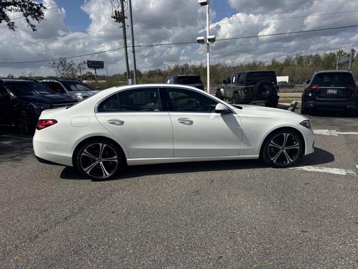2023 Mercedes-Benz C-Class C 300