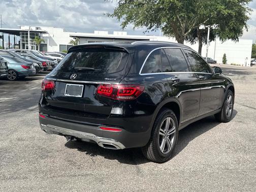 2022 Mercedes-Benz GLC 300 4MATIC