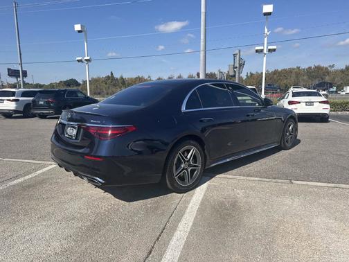 2023 Mercedes-Benz S-Class 