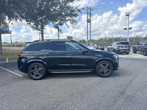 2022 Mercedes-Benz GLE 350 Base