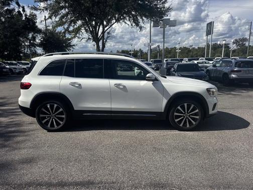 2022 Mercedes-Benz GLB 250 