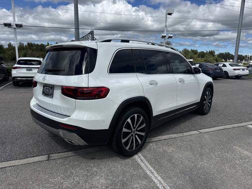 2022 Mercedes-Benz GLB 250 