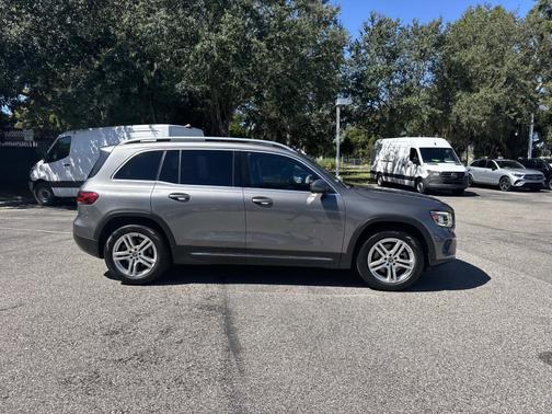 2021 Mercedes-Benz GLB 250 