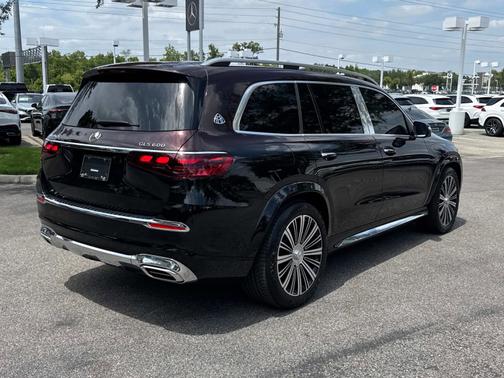 2024 Mercedes-Benz Maybach GLS 600