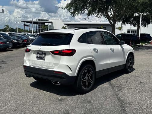 2025 Mercedes-Benz GLA 250