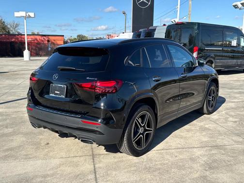 2025 Mercedes-Benz GLA 250