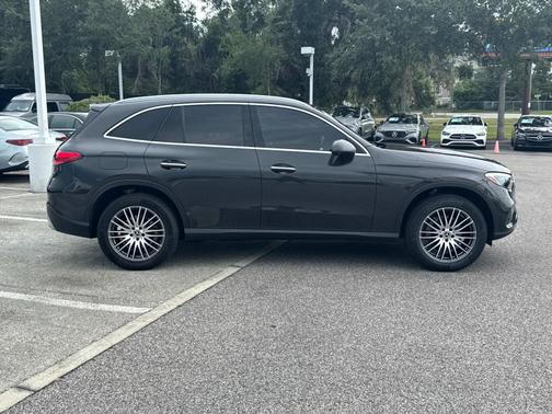 2023 Mercedes-Benz GLC 300 4MATIC