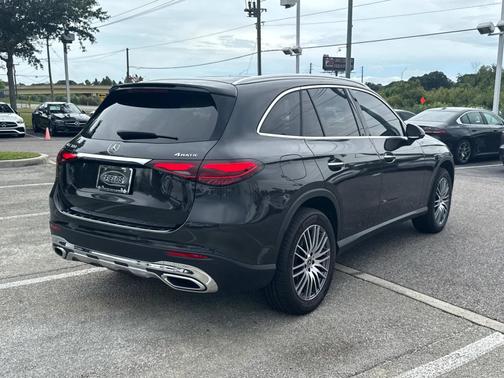 2023 Mercedes-Benz GLC 300 4MATIC