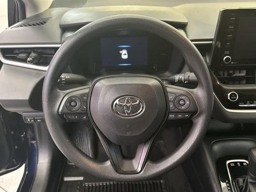 2022 Toyota Corolla Hybrid LE