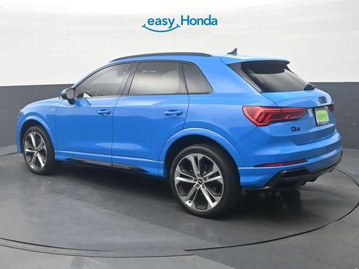 Turbo Blue 2022 Audi Q3 45 S line Premium