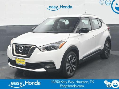 2019 Nissan Kicks SR