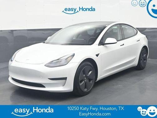 White 2022 Tesla Model 3 Long Range