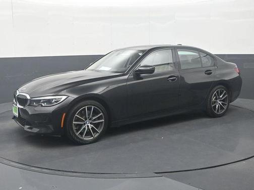 2019 BMW 330 i xDrive