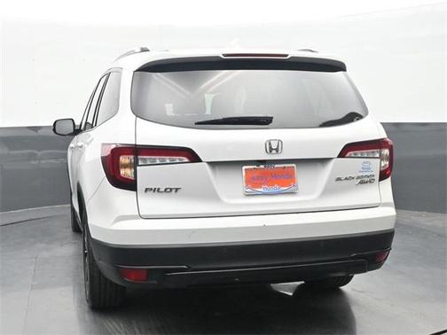 2022 Honda Pilot Black Edition
