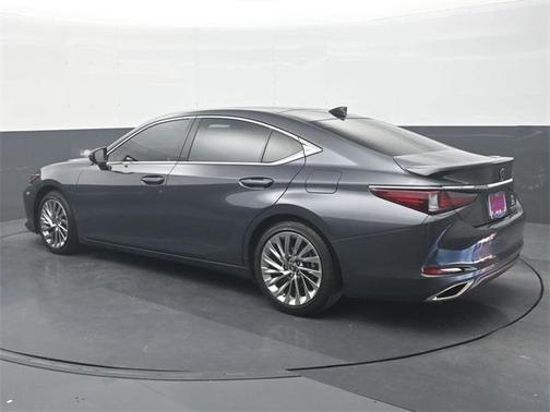 2022 Lexus ES 350 Ultra Luxury